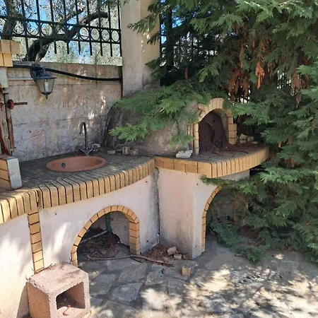 Aylida House Holiday home