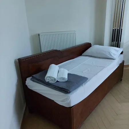 Aylida House